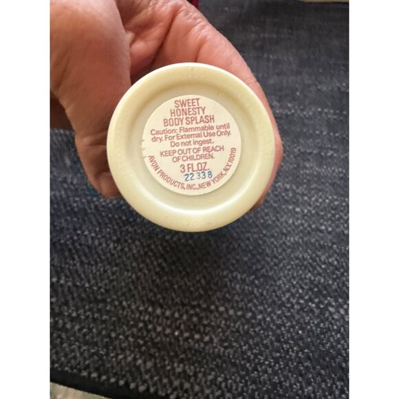 Vtg Plaid Thermos 3 Oz Sweet Honesty Body Splash Decanter Orig Box   2 ITEMS $25 - Picture 3 of 4